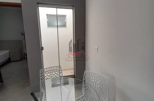 Aluga apartamento mobiliado na região central de Panorama