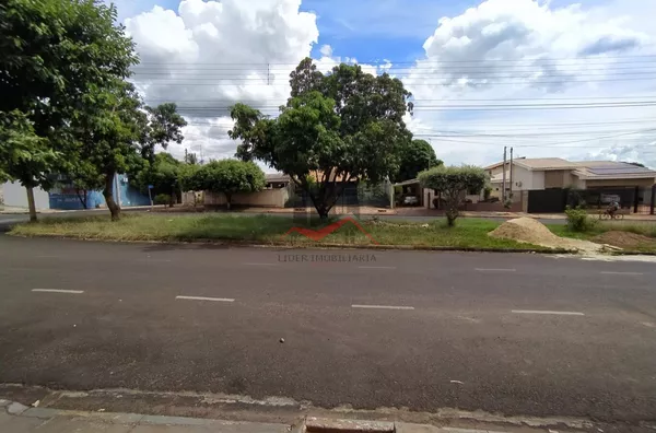 Visão de dentro para fora da casa