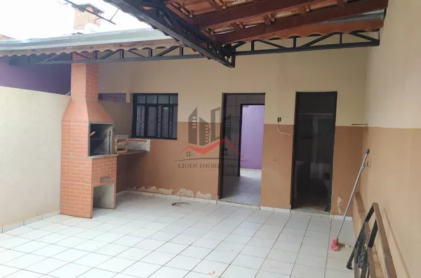 Sobrado para venda no Centro de Panorama 