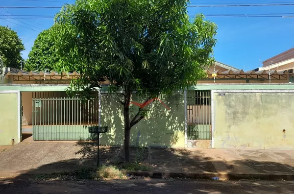 Casa com 3 quartos para aluguel no bairro Hospital, em Panorama