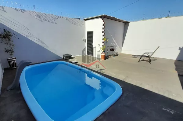 Casa com piscina para venda,  no Jardim Vista Do Lago, Panorama