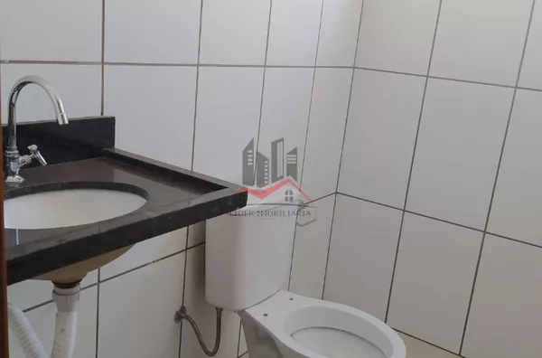 Sala comercial corporativa. Localizada na região central da cidade de Panorama. Em uma via cultural, econômica e gastronômica intensa. Bairro nobre da cidade e de fácil acesso, passam todos os dias pela região centenas de pessoas.