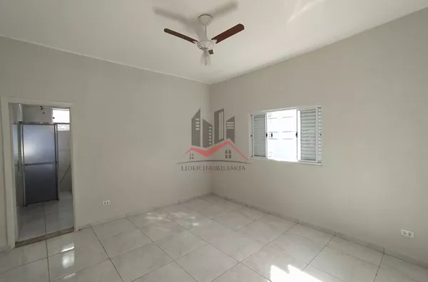 Casa para aluguel ou venda com 2 quartos e 2 banheiros no centro de Panorama