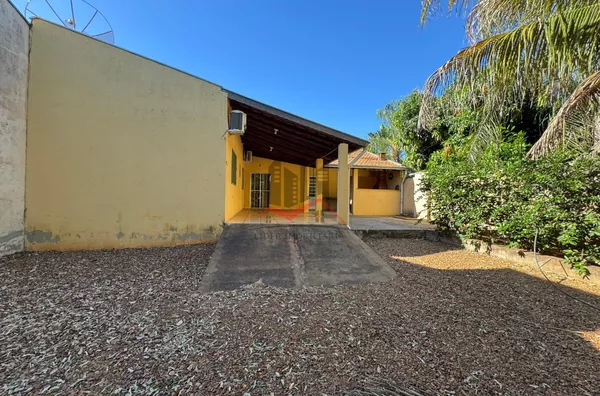 Rancho mobiliado a venda com 2 dormitórios no condomínio Nova Era, em Paulicéia-SP