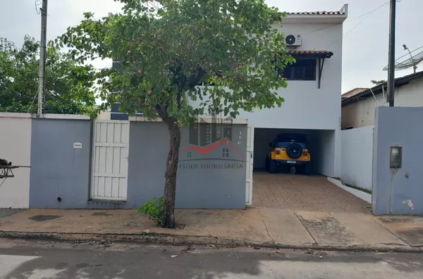 Sobrado com 2 suítes com excelente distribuição de ambientes a venda no bairro Paranoá I, em Panorama/SP