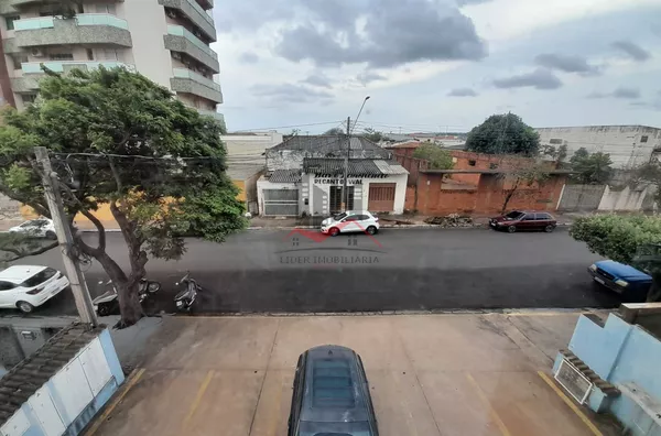 Visão da frente do prédio para quem está no corredor do 1º andar