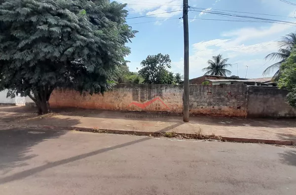 Terreno a venda a 400 metros do Balneário Municipal de Panorama