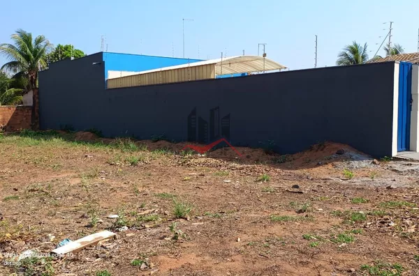 Casa com 2 suítes e piscina próxima no bairro Porto, em Paulicéia