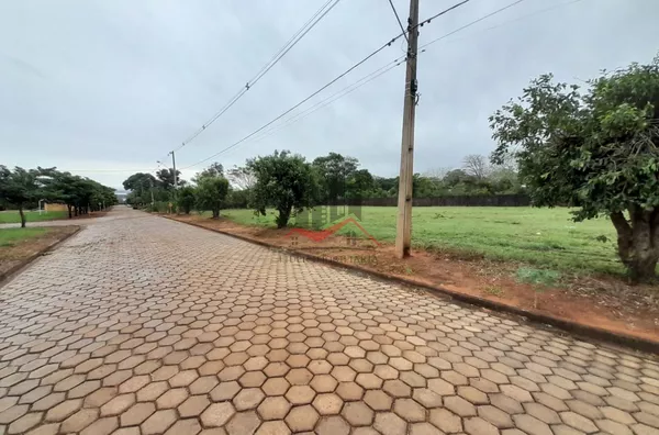 Terreno frente a área de lazer a venda no Residencial Nova Era, em Paulicéia-SP