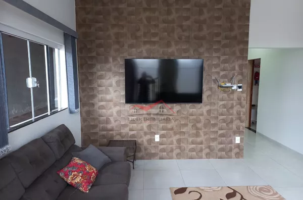 Casa com 1 suíte e dois quartos para venda no Centro de Panorama