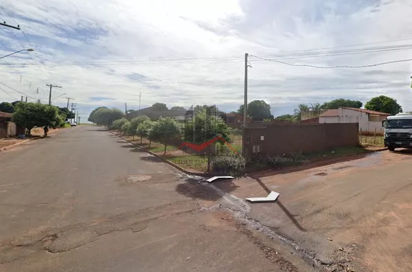 Terreno de esquina bem localizado para venda no região central de Santa Mercedes 