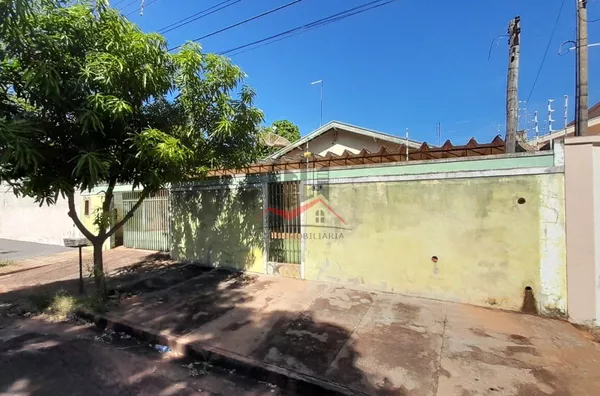 Casa com 3 quartos para aluguel no bairro Hospital, em Panorama