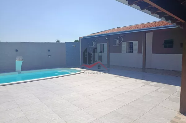 Casa a venda com 2 dormitórios e piscina no Condomínio Portal dos Dourados, em Paulicéia-SP