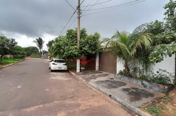 Casa com 3 dormitórios para aluguel e temporada no bairro Ginásio, em Panorama-SP