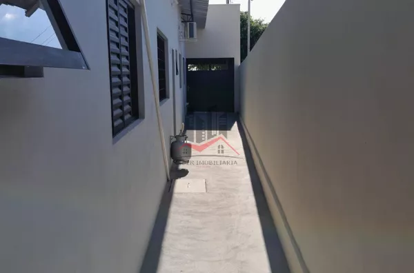 Kitnet Mobiliada para Locação no Centro de Panorama em Frente ao Balneário (Internet e Garagem Inclusas)