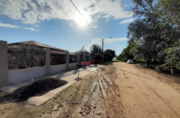 Casa nova mobiliada com 3 dormitórios e garagem para 3 carros com usina solar a venda,  no bairro Aldeia do Lago 1, em Panorama-SP