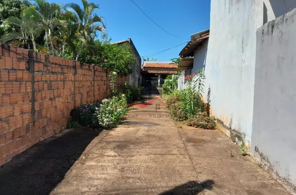 Conjunto de 3 casas a venda no bairro Nosso Teto, em Panorama-SP 