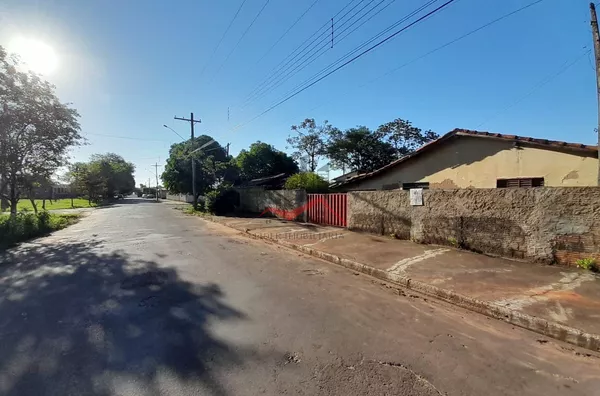 Casa com 3 dormitórios garagem para 2 carros para venda no bairro Nosso Teto, em Panorama/SP