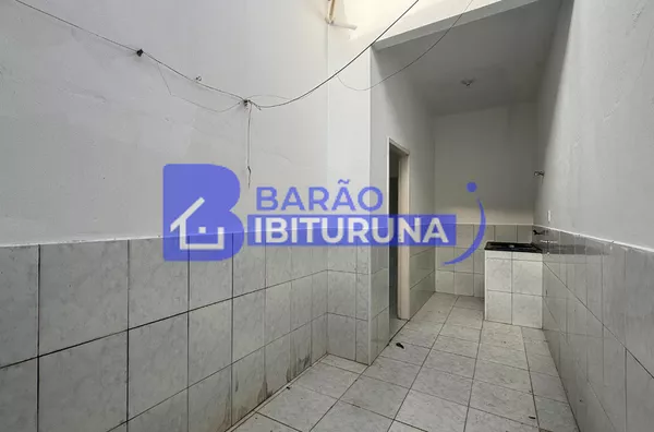 Casa com garagem compartilhada no Vila Isa