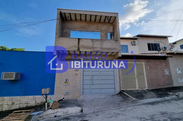 Casa com suíte inacabada à venda!