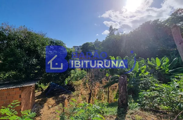 Lote à venda no Vila Isa