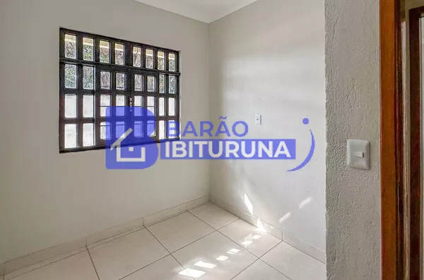 Casa para aluguel de 3 quartos no Turmalina