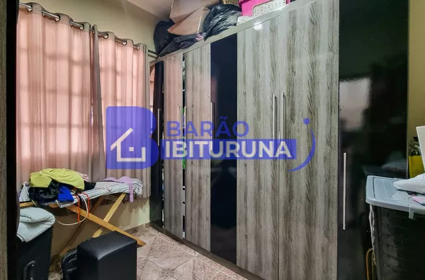 Casa com 5 vagas de garagem