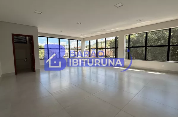 Sala comercial com vista panorama no bairro de Lourdes