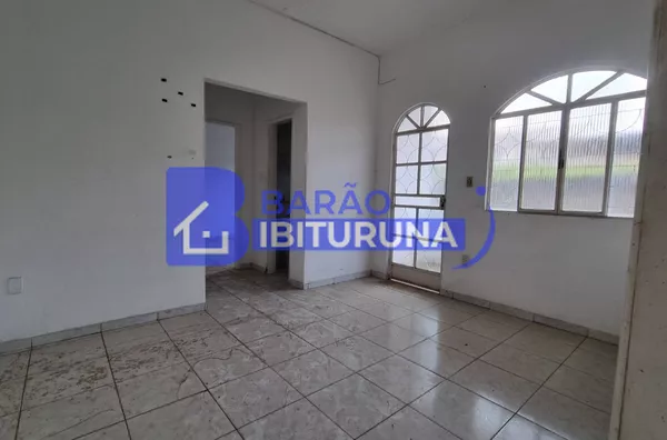 Casa com garagem compartilhada no Vila Isa