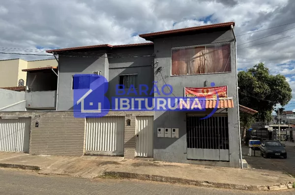 Prédio para venda, 5 quarto(s),  Kennedy, Governador Valadares