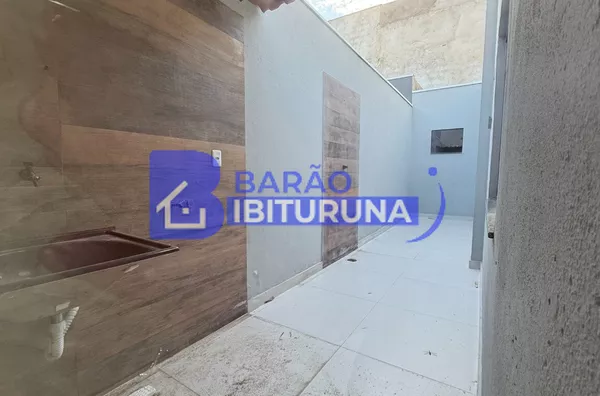 Casa com churrasqueira no Vale do Sol 2