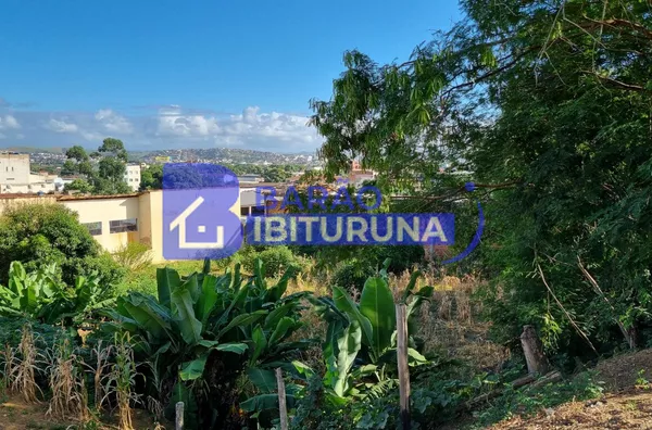 Lote à venda no Vila Isa