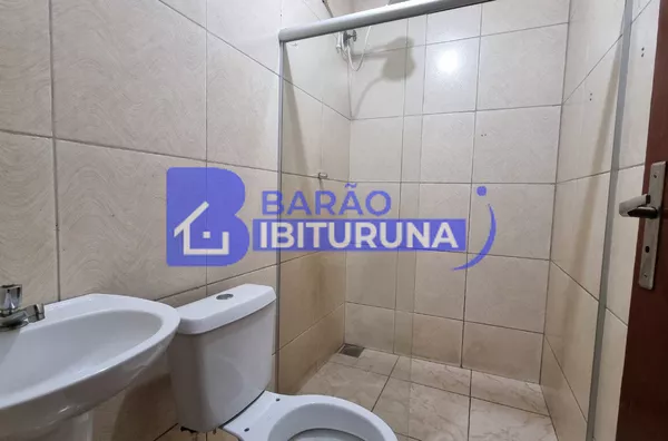 Prédio com ponto comercial e 1 apto no Jardim Ipê, Governador Valadares