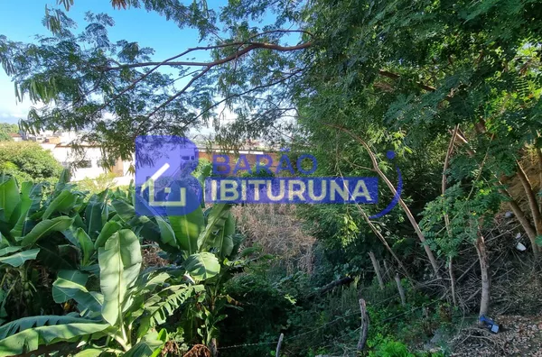 Lote à venda no Vila Isa