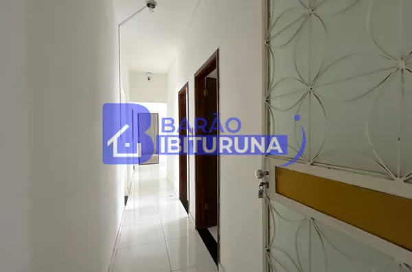 Casa com 2 suítes no Vila Isa