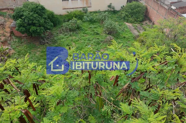 Lote à venda no Vila Isa