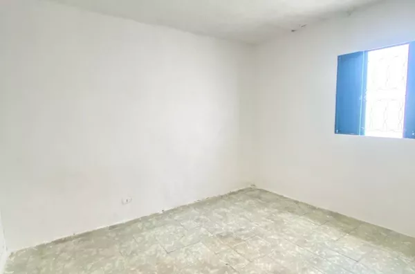 Casa para aluguel, 3 quarto(s),  Vila Paranaguá, São Paulo