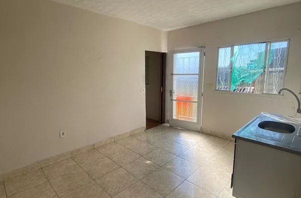 Casa para , 1 quarto(s),  Jardim Verônia, São Paulo