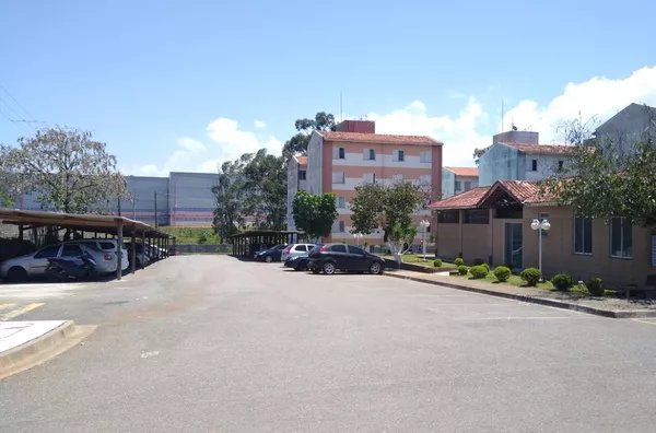  Apartamento à Venda – Residencial Holiday