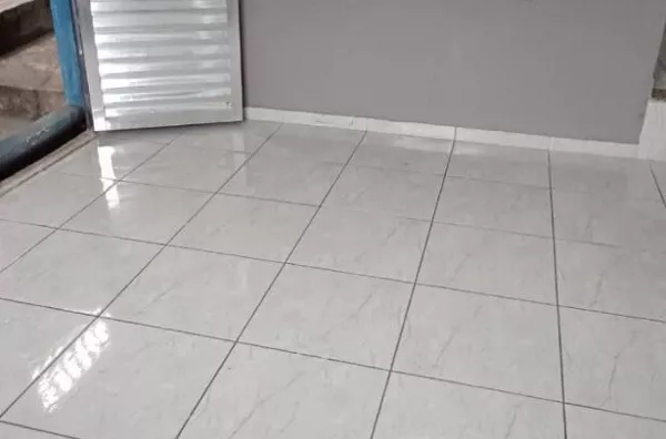  CASA PARA ALUGAR - PARQUE BOTURUSSU 
