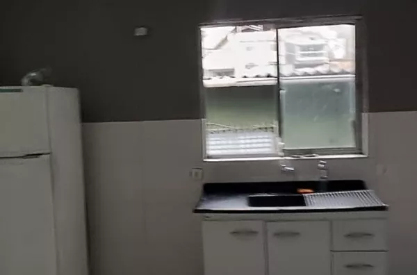 CASA PARA ALUGAR - PARQUE BOTURUSSU 