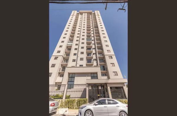  Seu novo lar espera por você na Vila Paranaguá!