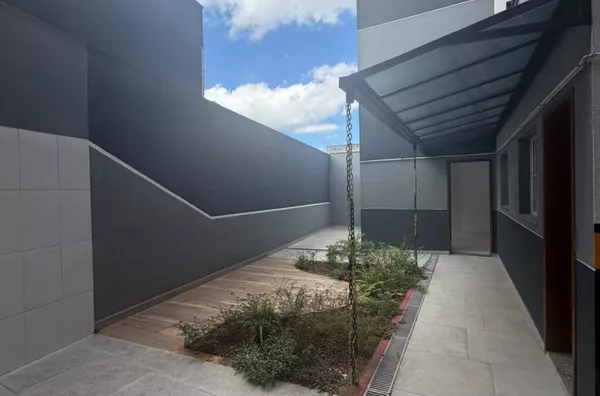 APARTAMENTO À VENDA NO PARQUE BOTURUSSU