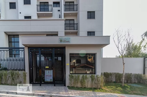  Seu novo lar espera por você na Vila Paranaguá!