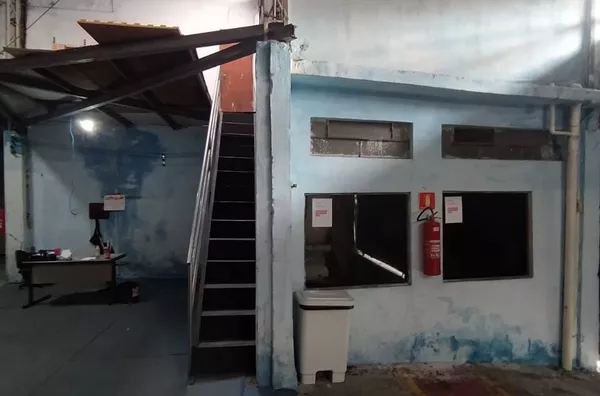 Sala comercial para aluguel,  Vila Paranaguá, São Paulo