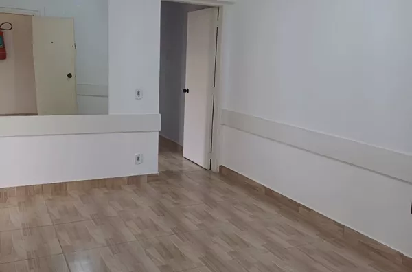 Sala Comercial Disponível Para Locação -  na Penha!