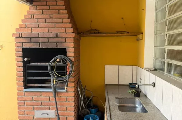 Sobrado à Venda - Jardim Popular