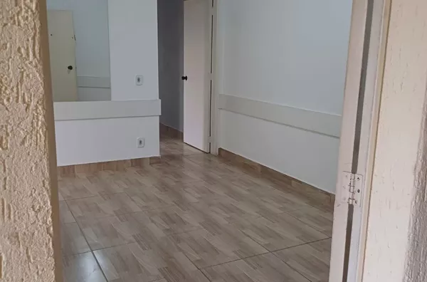 Sala Comercial Disponível Para Locação -  na Penha!