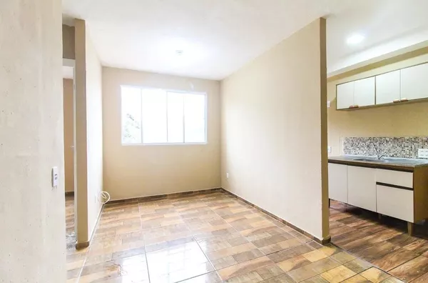 Apartamento com 02 dormitórios em Itaquera, com fácil acesso aos pontos de ônibus.