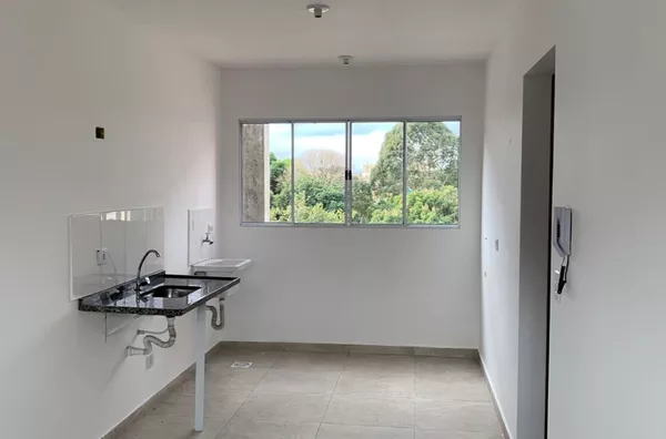 Apartamento com 02 dormitórios, sala, cozinha, banheiro e área de serviço - sem vaga de garagem